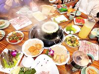 【2025年新流】深圳中越混血网红【波多野】视图福利，高颜值外围名媛，有钱人的玩物