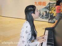 【2025年新流】深圳中越混血网红【波多野】视图福利，高颜值外围名媛，有钱人的玩物