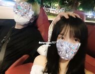 喜欢被粗暴对待把自己最淫贱的模样赤裸裸毫无保留的展现在大鸡巴面前自己板着腿把骚逼的最佳进入视角展示给主人迎合着大鸡