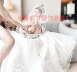 劲爆反差性感尤物『兔兔』及其闺蜜VIP群秀禾群婚纱露脸口交啪啪，唯美性感婚纱新娘超级反差完整版福利①