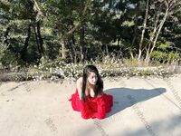 劲爆反差性感尤物『兔兔』及其闺蜜VIP群秀禾群婚纱露脸口交啪啪，唯美性感婚纱新娘超级反差完整版福利①