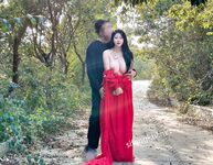 劲爆反差性感尤物『兔兔』及其闺蜜VIP群秀禾群婚纱露脸口交啪啪，唯美性感婚纱新娘超级反差完整版福利①