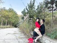 劲爆反差性感尤物『兔兔』及其闺蜜VIP群秀禾群婚纱露脸口交啪啪，唯美性感婚纱新娘超级反差完整版福利①