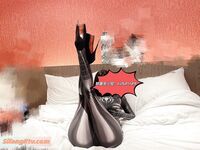 劲爆反差性感尤物『兔兔』及其闺蜜VIP群秀禾群婚纱露脸口交啪啪，唯美性感婚纱新娘超级反差完整版福利①