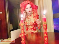 劲爆反差性感尤物『兔兔』及其闺蜜VIP群秀禾群婚纱露脸口交啪啪，唯美性感婚纱新娘超级反差完整版福利③秀禾