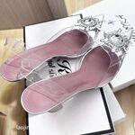 2025年2月最新【重磅核弹】超极品【一个ren】付费福利，强烈推荐，完美露脸，拍得超好，看着就想撸一发