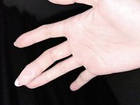 抖音B站双视主播，刷礼物才能看到的福利，嫩穴在透明椅子上随着蜜臀的摆动左拉右扯