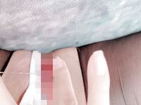 抖音B站双视主播，刷礼物才能看到的福利，嫩穴在透明椅子上随着蜜臀的摆动左拉右扯