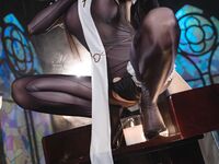 이코 웻 래빗 - 25.01 작품 설교하는 성자