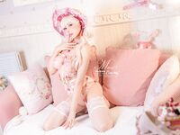 Yiko湿润兔- 25.01月作品『丝绒粉黛』小舞蹈