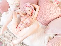 Yiko湿润兔- 25.01月作品『丝绒粉黛』小舞蹈