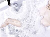 【女神泄密】火力全开，内地女演员、模特，极品高颜女神【王馨瑶】重金定制无水印福利，赤裸裸露点，喷血诱惑