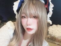 OF可欲可甜，蘿莉娃娃臉，肉感福利姬【Nyanchan2k3】新作，6分鍾，戶外公園捆綁自慰露出放尿