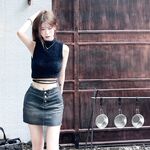 抖音反差女神『宥子oct9』最新定製道具自慰，風騷氣質高挑身材男人看了就想侵犯 窮人女神富人玩物精盆（2）