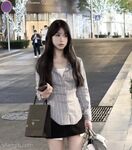 抖音反差女神『宥子oct9』最新定製道具自慰，風騷氣質高挑身材男人看了就想侵犯 窮人女神富人玩物精盆（2）