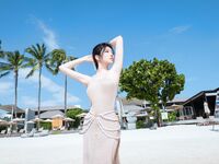 Exquisite bust model goddess "Nian Nian" Muse beach beauty super beautiful transparent tender breasts are really beautiful devil figure curve extraordinary temperament