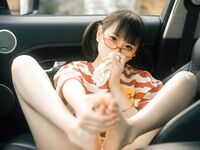 Youshui Lingyi NO.003 Persiaran Hujung Minggu