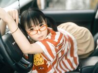 Youshui Lingyi NO.003 Persiaran Hujung Minggu