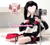 超嫩合法小母狗萝莉『LepALuli2kVN』被主人爸爸拽着双马尾后入，无毛小嫩穴被大肉棒塞满