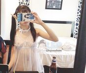 超嫩合法小母狗萝莉『LepALuli2kVN』被主人爸爸拽着双马尾后入，无毛小嫩穴被大肉棒塞满