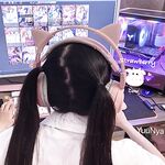 超嫩合法小母狗萝莉『LepALuli2kVN』被主人爸爸拽着双马尾后入，无毛小嫩穴被大肉棒塞满