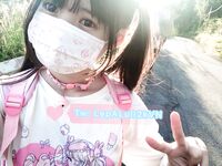 超嫩合法小母狗萝莉『LepALuli2kVN』被主人爸爸拽着双马尾后入，无毛小嫩穴被大肉棒塞满