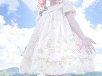 露脸巨乳高颜值大学生【小坦克】宿舍自慰，户外露出，喝尿，叫爸爸！漂亮学生妹私下极度反差是个露出癖性瘾小母狗