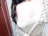 露脸巨乳高颜值大学生【小坦克】宿舍自慰，户外露出，喝尿，叫爸爸！漂亮学生妹私下极度反差是个露出癖性瘾小母狗