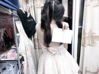 露脸巨乳高颜值大学生【小坦克】宿舍自慰，户外露出，喝尿，叫爸爸！漂亮学生妹私下极度反差是个露出癖性瘾小母狗