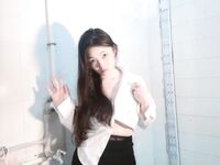 露脸巨乳高颜值大学生【小坦克】宿舍自慰，户外露出，喝尿，叫爸爸！漂亮学生妹私下极度反差是个露出癖性瘾小母狗