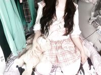 露脸巨乳高颜值大学生【小坦克】宿舍自慰，户外露出，喝尿，叫爸爸！漂亮学生妹私下极度反差是个露出癖性瘾小母狗