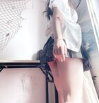 露脸巨乳高颜值大学生【小坦克】宿舍自慰，户外露出，喝尿，叫爸爸！漂亮学生妹私下极度反差是个露出癖性瘾小母狗