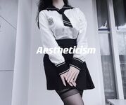 露脸巨乳高颜值大学生【小坦克】宿舍自慰，户外露出，喝尿，叫爸爸！漂亮学生妹私下极度反差是个露出癖性瘾小母狗