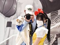 推特極品白虎蘿莉『kitty不吃魚』一字馬紫薇被男主調教啪啪乖的狠！超嫩可愛人形小母狗 被操的叫爸爸 下