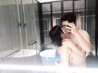 推特極品白虎蘿莉『kitty不吃魚』一字馬紫薇被男主調教啪啪乖的狠！超嫩可愛人形小母狗 被操的叫爸爸 下