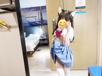 推特極品白虎蘿莉『kitty不吃魚』一字馬紫薇被男主調教啪啪乖的狠！超嫩可愛人形小母狗 被操的叫爸爸 下