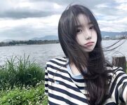 Ảnh tự sướng của nữ sinh trong trắng, dịu dàng và xinh đẹp, ba điểm của cơ thể hồng hào, ham muốn tình dục rất mạnh mẽ thủ dâm dòng chảy dâm dục, nước dâm dục trên quần đều được vẽ