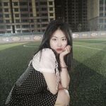 清純蠻有氣質的大學生，和異地戀男友開視頻裸聊調教，分手後被流出