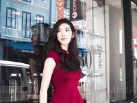 新加坡硕博连读反差母狗，超爱大肉棒，舔完就塞进逼里，插完又拔出舔干净，真就是学历越高，女人越骚