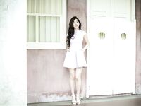 新加坡硕博连读反差母狗，超爱大肉棒，舔完就塞进逼里，插完又拔出舔干净，真就是学历越高，女人越骚