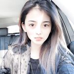 00后超清纯的女大学生，私下里找摄影师私拍，事后被摄影师流出，每周这身材和颜值真顶，就是有点贫乳