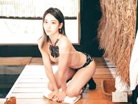 極品高顏值JK小母狗，溫泉私人全裸浴