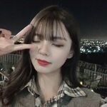 微胖高颜值巨乳女大学生，这颜值和身材简直了，私下里自拍给金主看，简直不要太淫荡