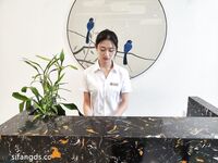 某學院大三學姐綠了異地戀男友好幾年，私下裡被富二代各種調教各種操，事後被金主流出後分手