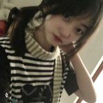 浙江某学院的白嫩清纯的女大学生，人前清纯乖巧，私下里是吃鸡小母狗，喜欢男友后入