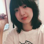 清纯校服JK女大学生，人前是个超级乖巧的小甜妹，在床上被男友调教成反差母狗，简直不要太骚