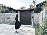 สาวนักศึกษาหน้าสวยอมชมพูไปทำงานพาร์ทไทม์ที่ทะเล เธอถูกสปอนเซอร์มัดด้วยโซ่หมาที่โรงแรม แล้วก็โดนเย็ดหนักมาก เซ็กซี่สุดๆ