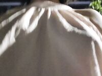 年輕又白嫩的小母狗揉胸掰逼自慰特寫，就是乳暈有點大，隨便看看