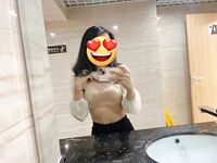 청순하고 예의바른 외모의 여대생이 남자친구에게 훈련받고 놀림을 받는 모습이 전격 촬영돼 유출됐다.