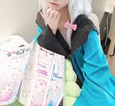 可爱清纯萝莉嫩妹子大尺度私拍收费套图视频